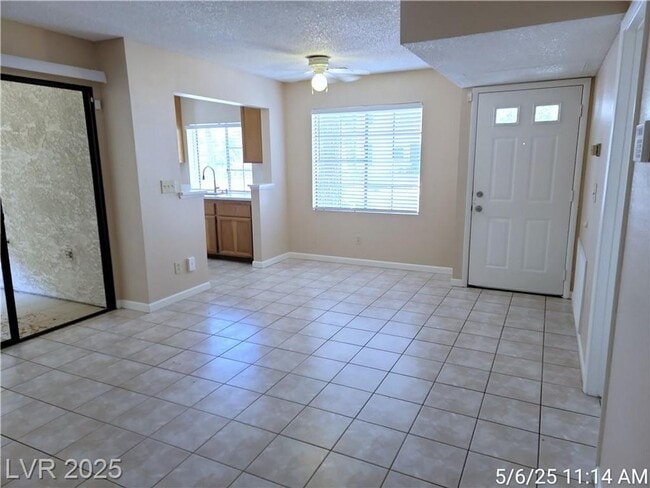 Building Photo - SW 1st FLOOR UNIT IN GATED LAS CASITAS COM...