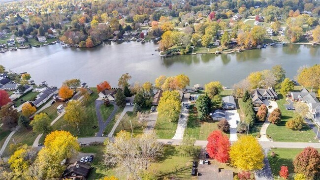 Foto del edificio - 679 Lakengren Dr