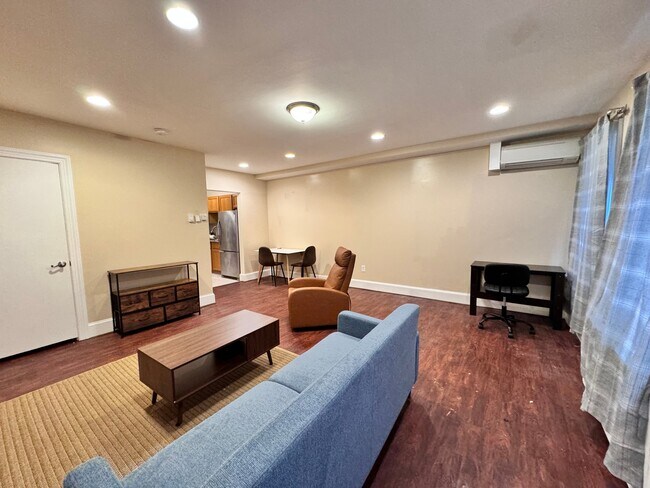 Foto del edificio - 333 C St SE