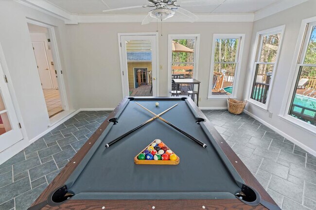 Foto del edificio - 710 SE Maynard Rd