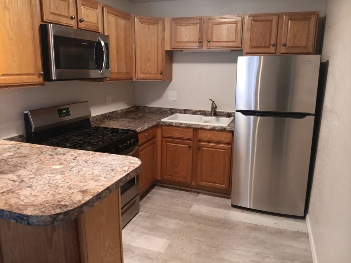 Foto principal - 1-bedroom, 1-bathroom home located in the vibrant city of Albuquerque