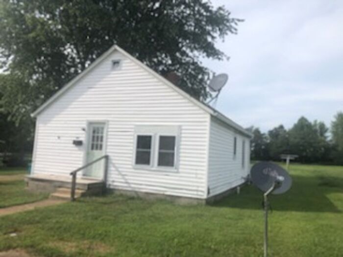 Foto principal - 401 E Cherry Ave