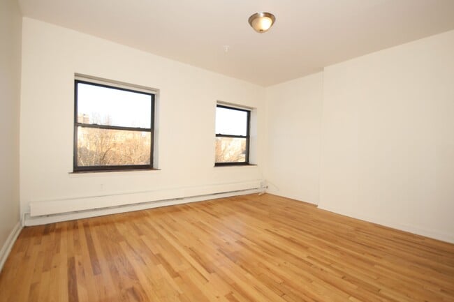 Building Photo - 4 W 130th St