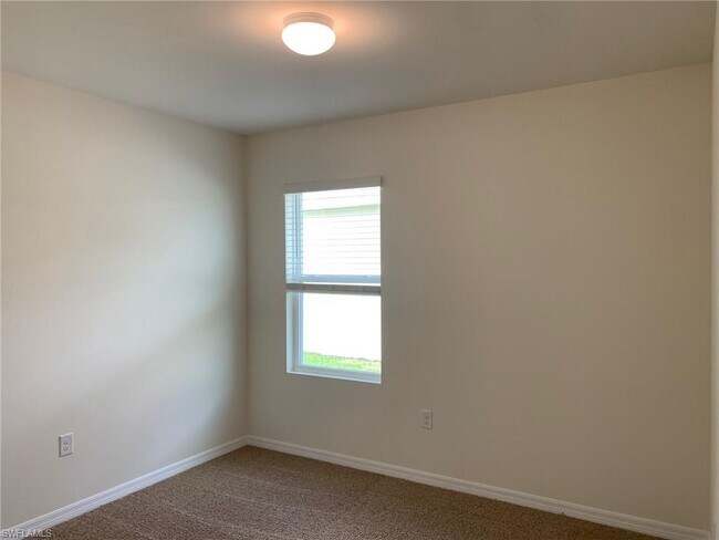 Building Photo - 2804 Zaragoza Ct