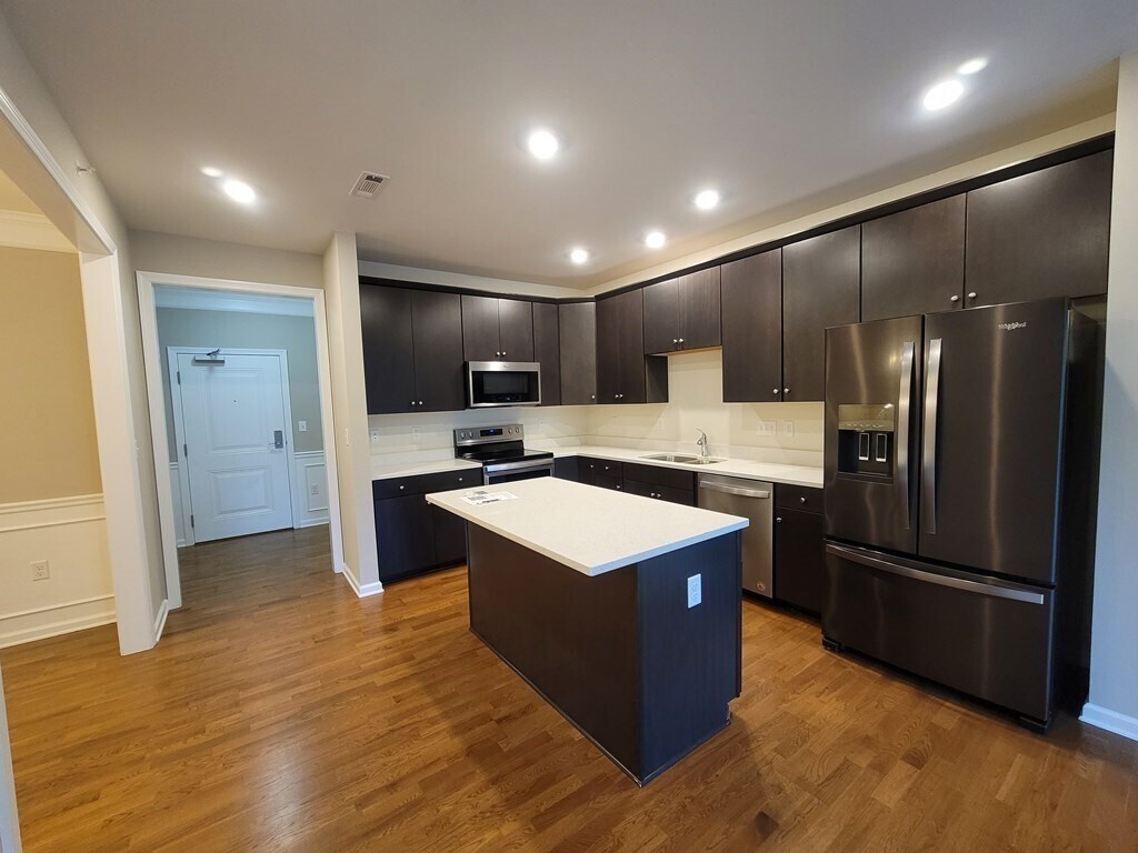 Primary Photo - 70 Trotter Rd
