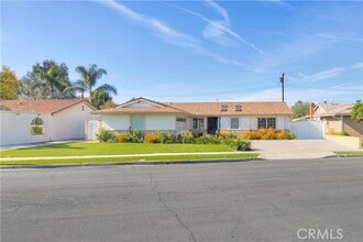 Building Photo - 1023 Lawanda Pl