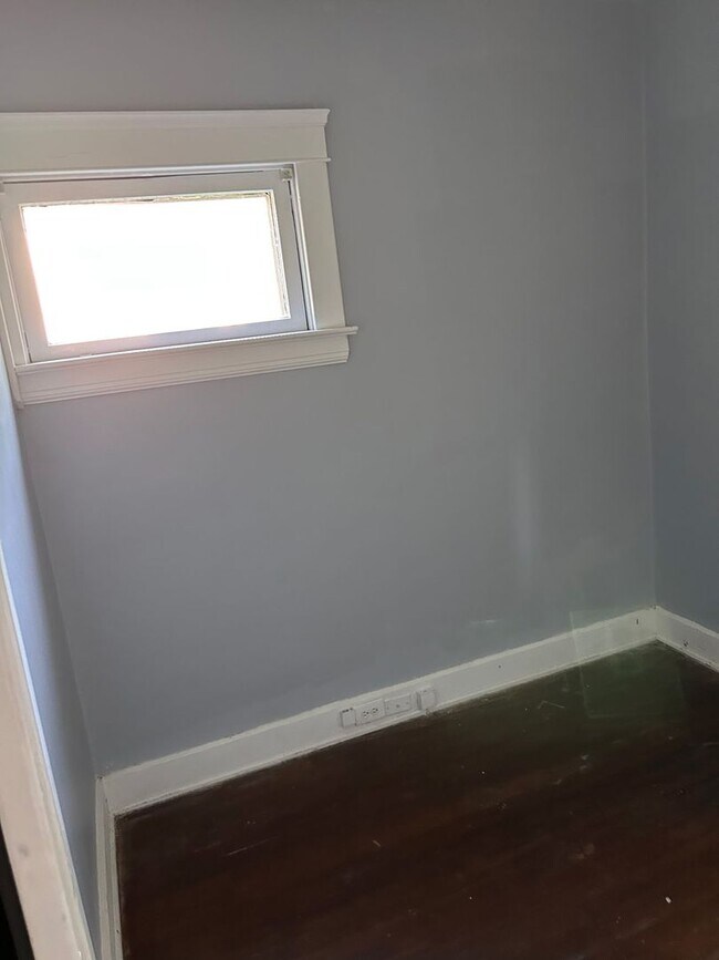 Foto del edificio - 15610 Holmes Ave