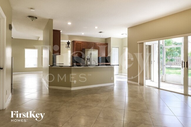 Foto del edificio - 7634 Trenton Dr