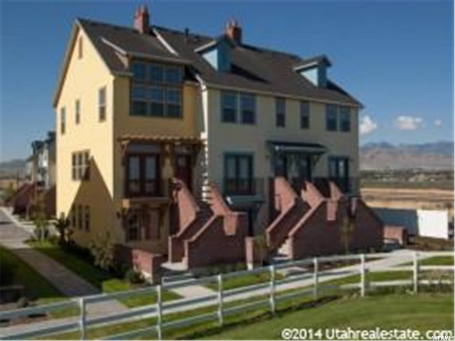 Foto principal - 462 W Amber Glow Ln