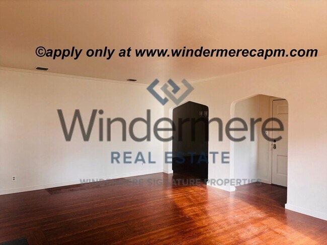 Foto del edificio - Charming Curtis Park Home with Detached Bonus Room — 3 Bed, 1.5 Bath