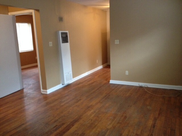 Photo - 954 St Charles Ave NE