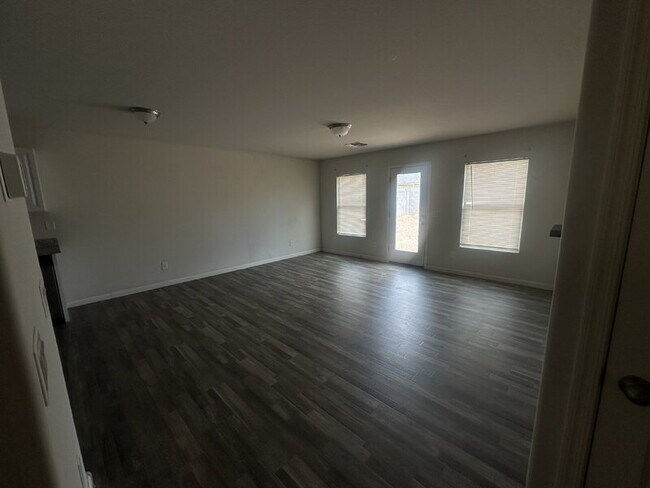 Foto del edificio - 202 W Bobcat Ct
