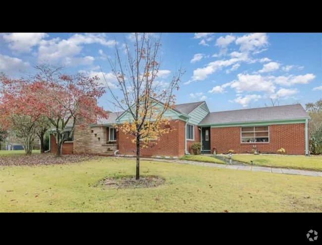 Building Photo - 1501 Griffith Rd