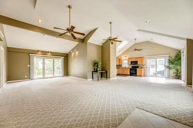Foto del edificio - 7313 Oak Rd