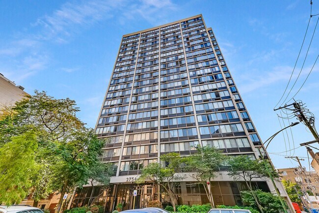 Foto del edificio - 2754 N HAMPDEN Ct