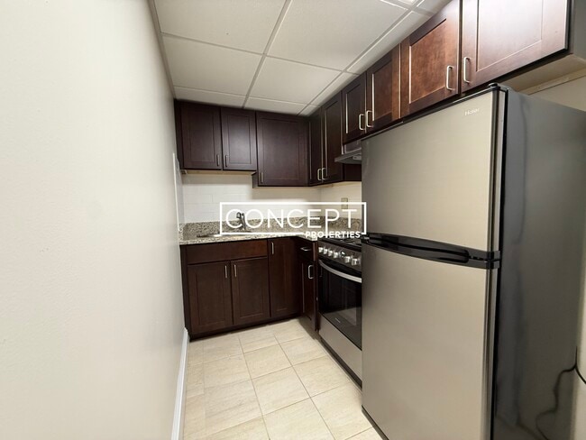 Building Photo - 62 Boylston St