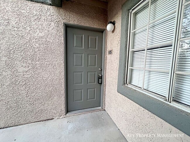 Building Photo - 5220 Mission Carmel Ln