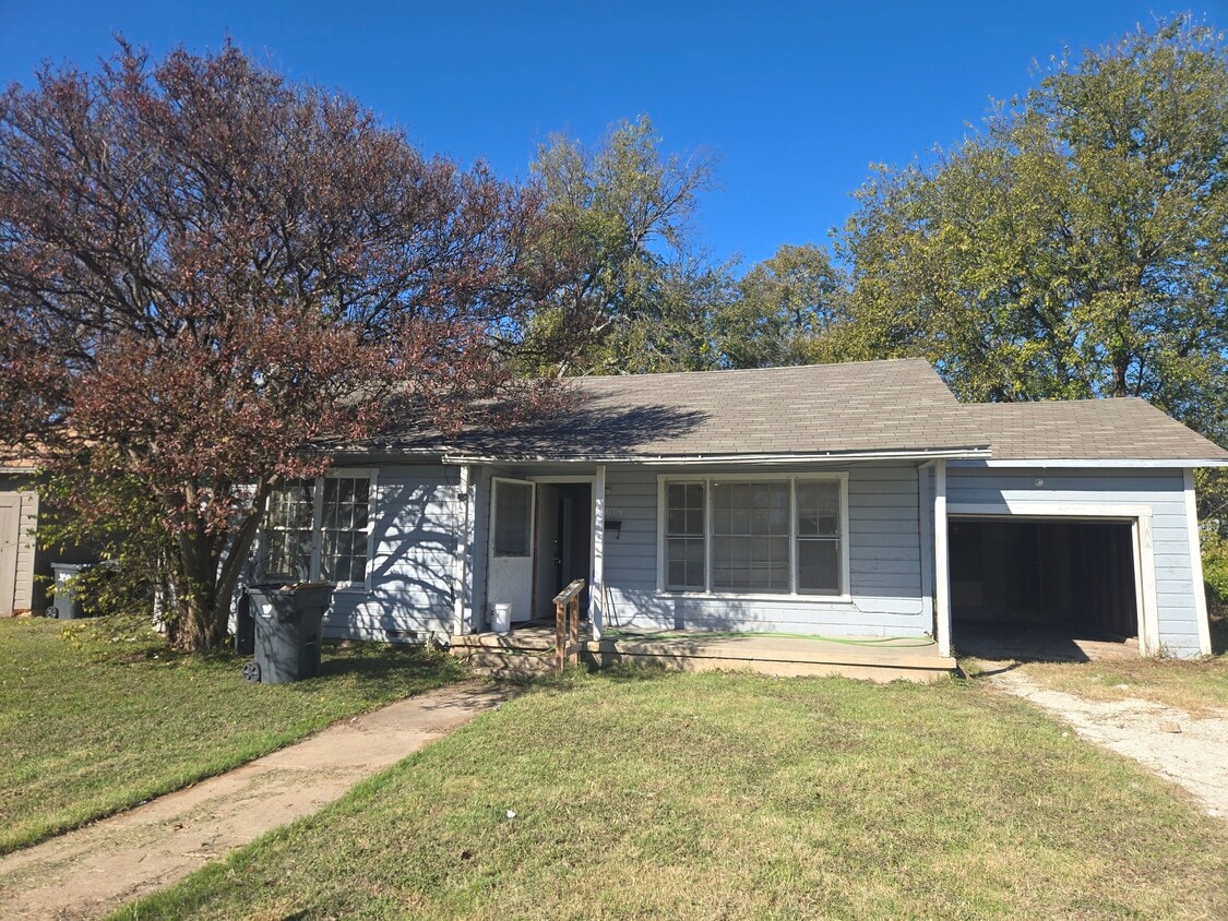 Foto principal - 3109 Fadal Ave