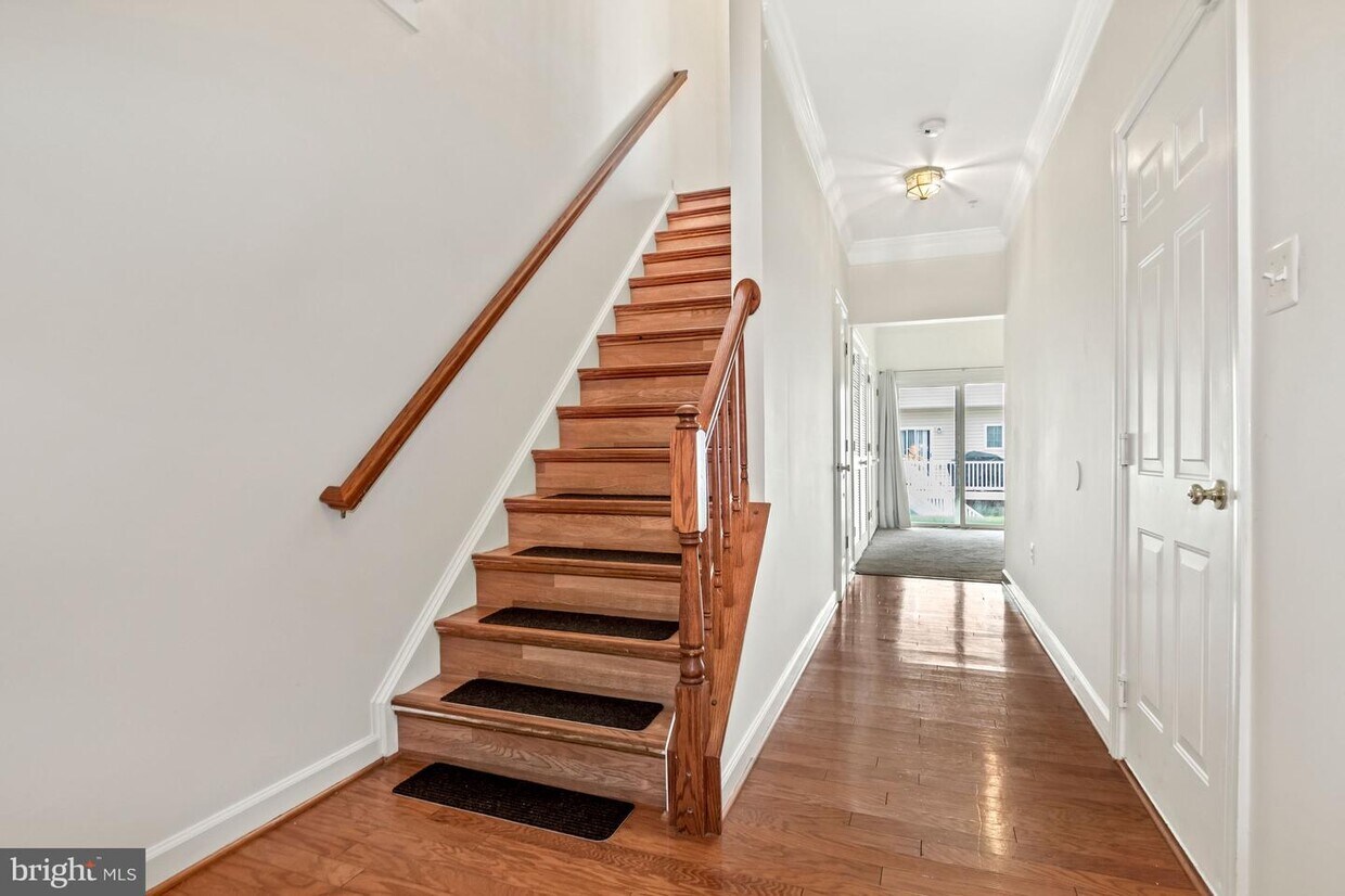 3311 Castle Ridge Cir, Silver Spring, MD 20904 Townhome Rentals in