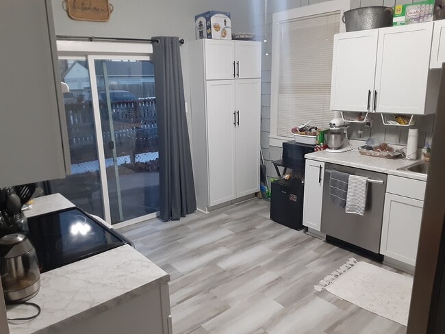 Foto del edificio - 133 S Buchanan St