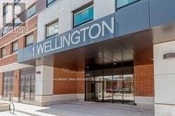 Building Photo - 1 Wellington St