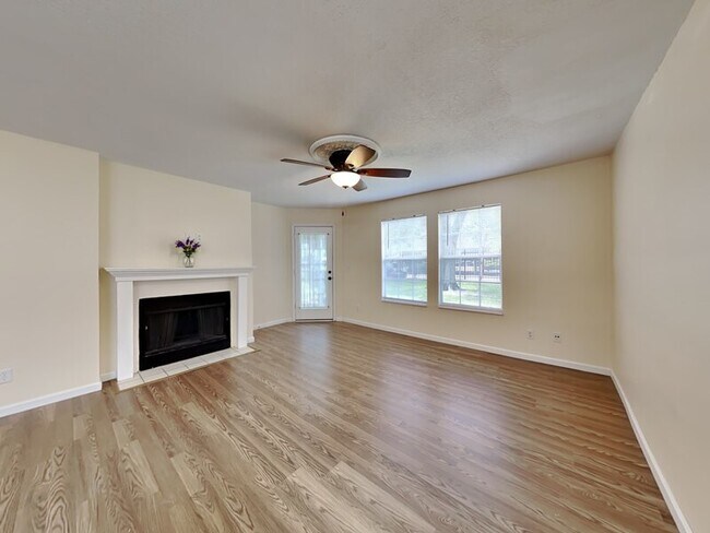 Foto del edificio - 5980 Westgate Dr