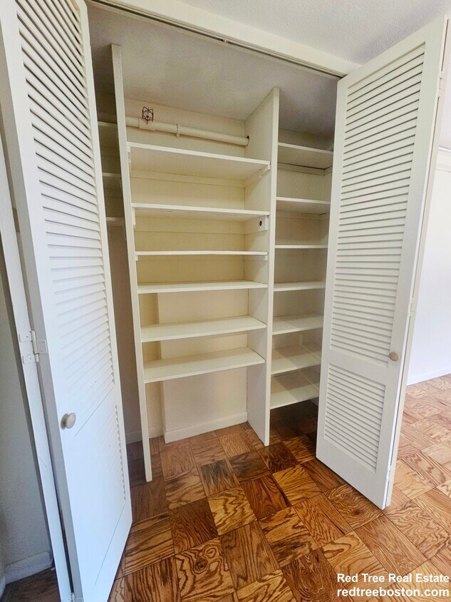 Foto principal - 101 Monmouth St