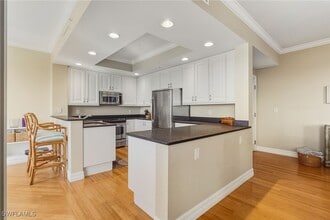 Building Photo - 4761 W Bay Blvd