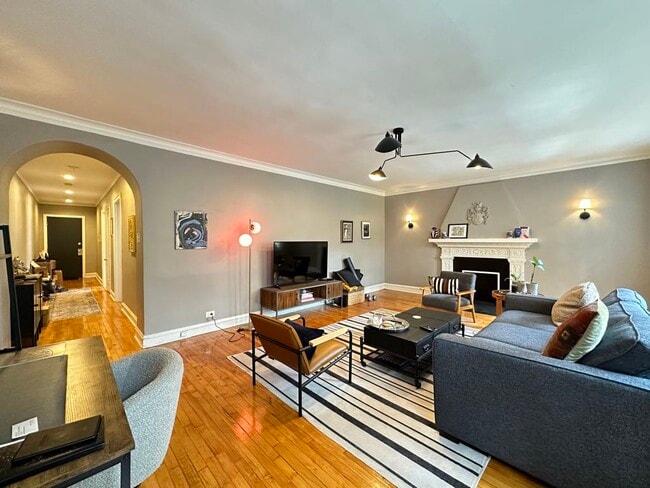 Foto del edificio - 5517 N Kenmore Ave