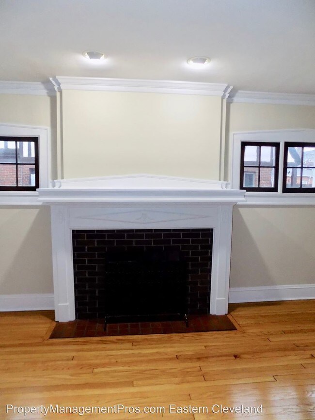 Foto del edificio - 4 br, 3 bath House - 15808 Chadbourne Rd.