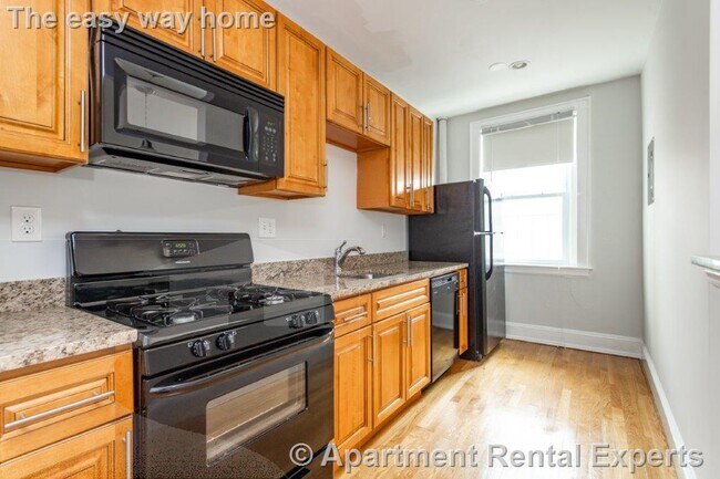 Foto del edificio - 136 Highland Ave