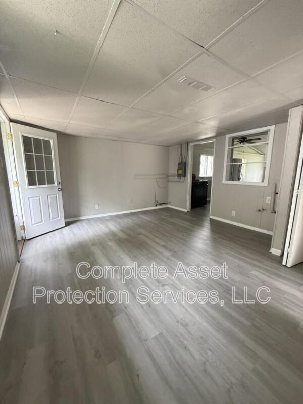 Foto del edificio - 430 Woodlawn Ave