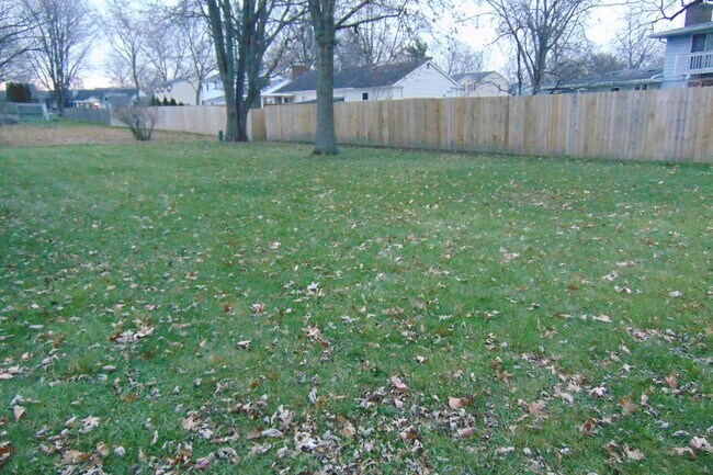 Back Yard - 1016 Candlewood Way