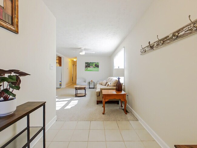 Foto del edificio - 132 Charleston Row Blvd