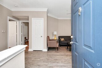Building Photo - 3225 Woodland Park Dr