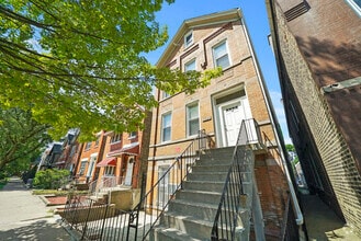 Building Photo - 3340 S Carpenter St