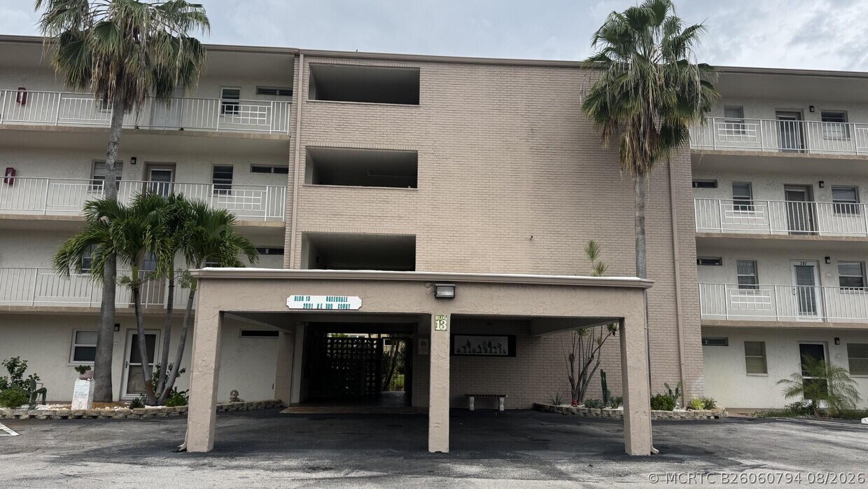 Foto del edificio - 2601 NE 3rd St