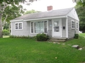 Building Photo - 169 Seaview Ave