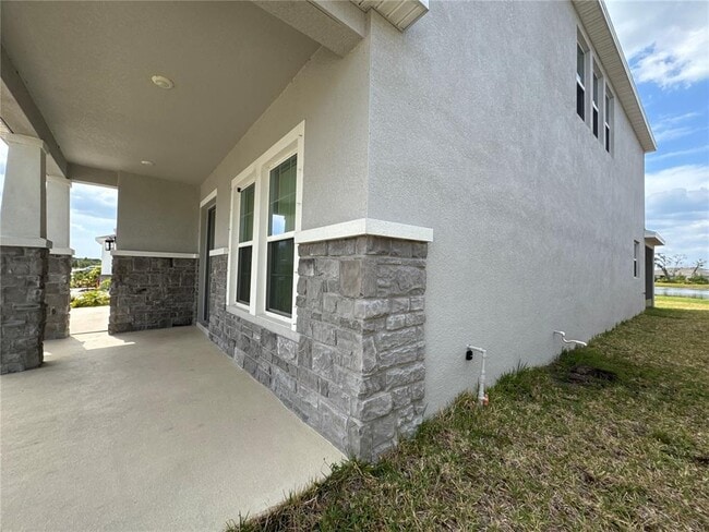 Building Photo - 13154 Brookside Moss Dr