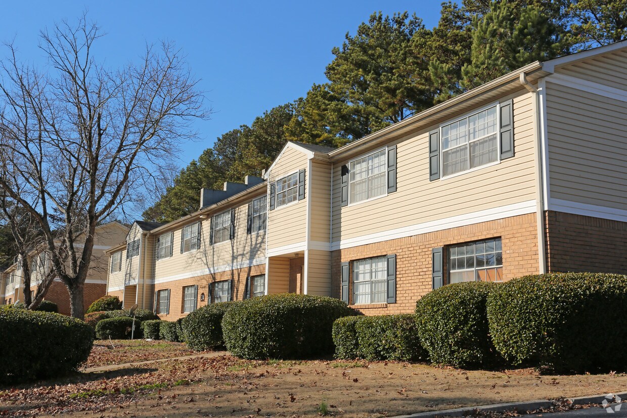 Stonecrest Mill Apartments in Lithonia, GA