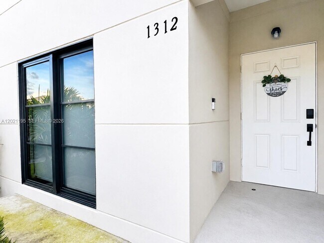 Building Photo - 1312 NW 3rd St