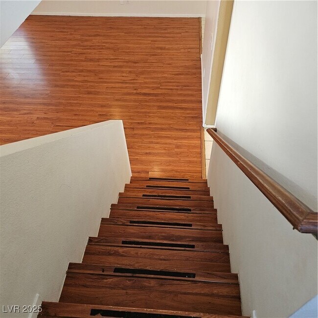 Foto del edificio - 9516 Wooden Pier Way