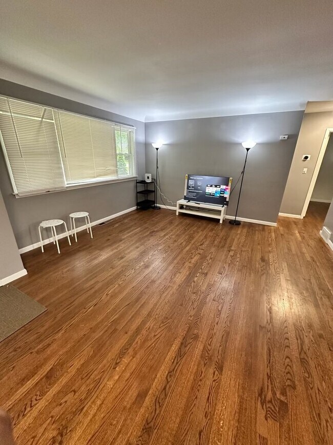 Foto del edificio - 2130-2132 Washtenaw Ave