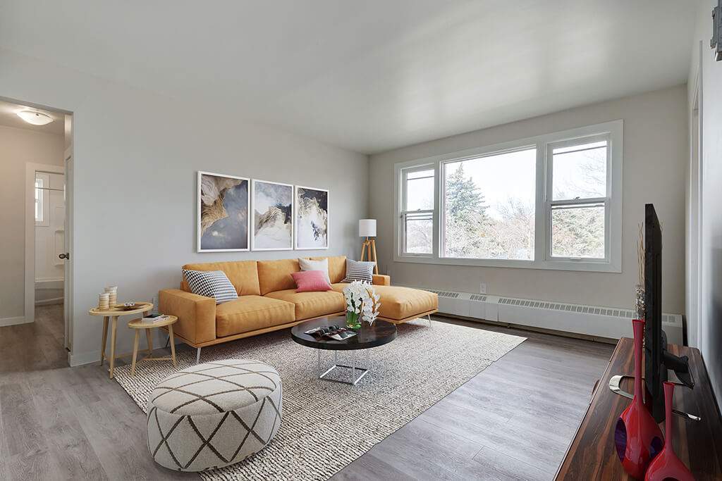 Primary Photo - Lakeview Apartments