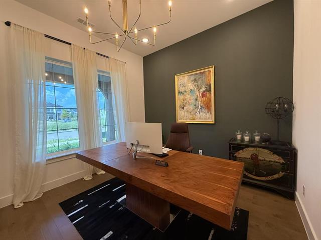 Foto del edificio - 4601 Bertrand Dr