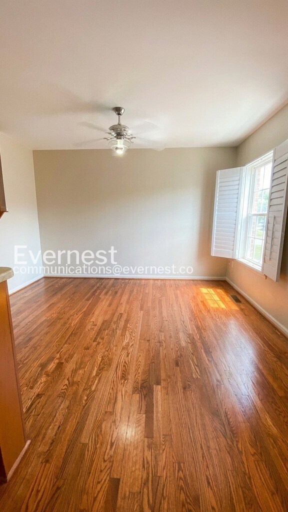 Foto del edificio - 1302 Wilcox Ave
