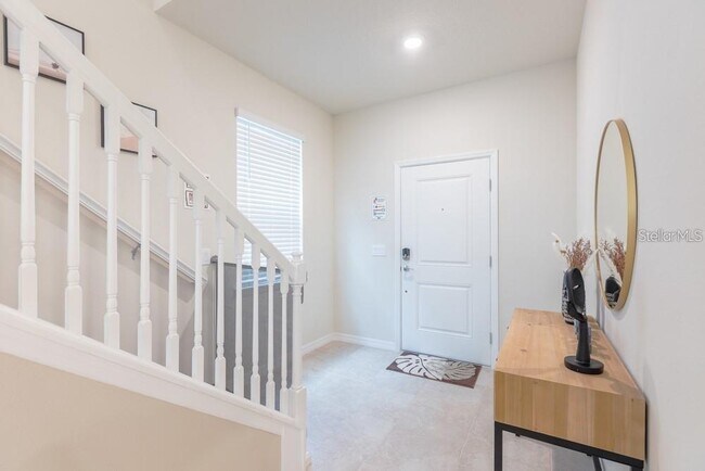 Foto del edificio - 7215 Oakmoss Loop