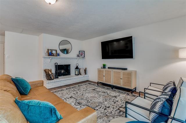 Foto del edificio - 6022 Highcrest Dr