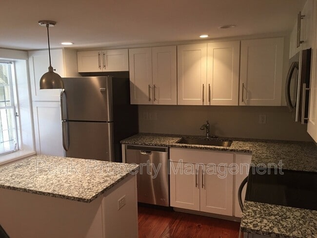 Foto del edificio - 2117 Cedar St