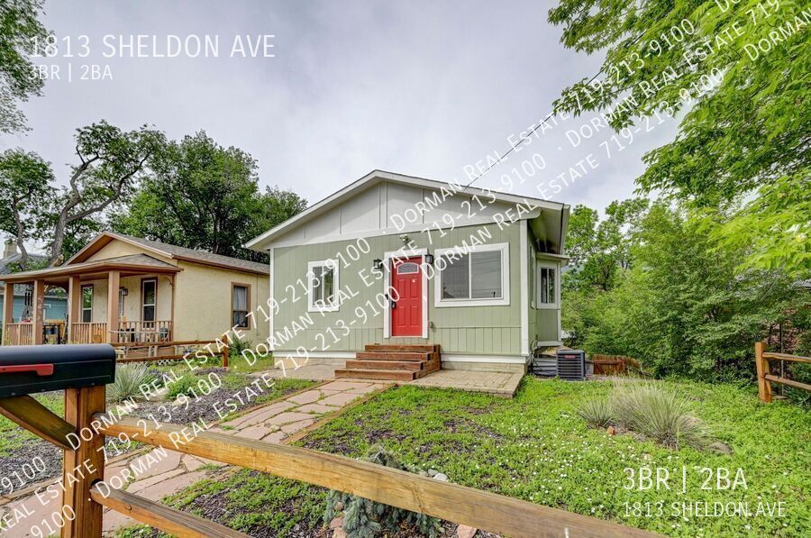 Photo - 1813 SHELDON AVE-